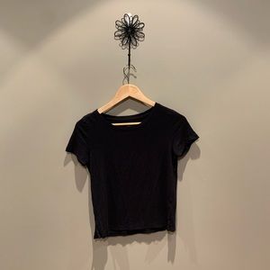 3/$25 black t shirt
